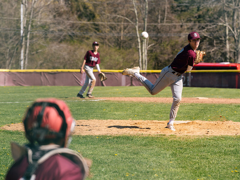 Varsity Baseball Team Photo